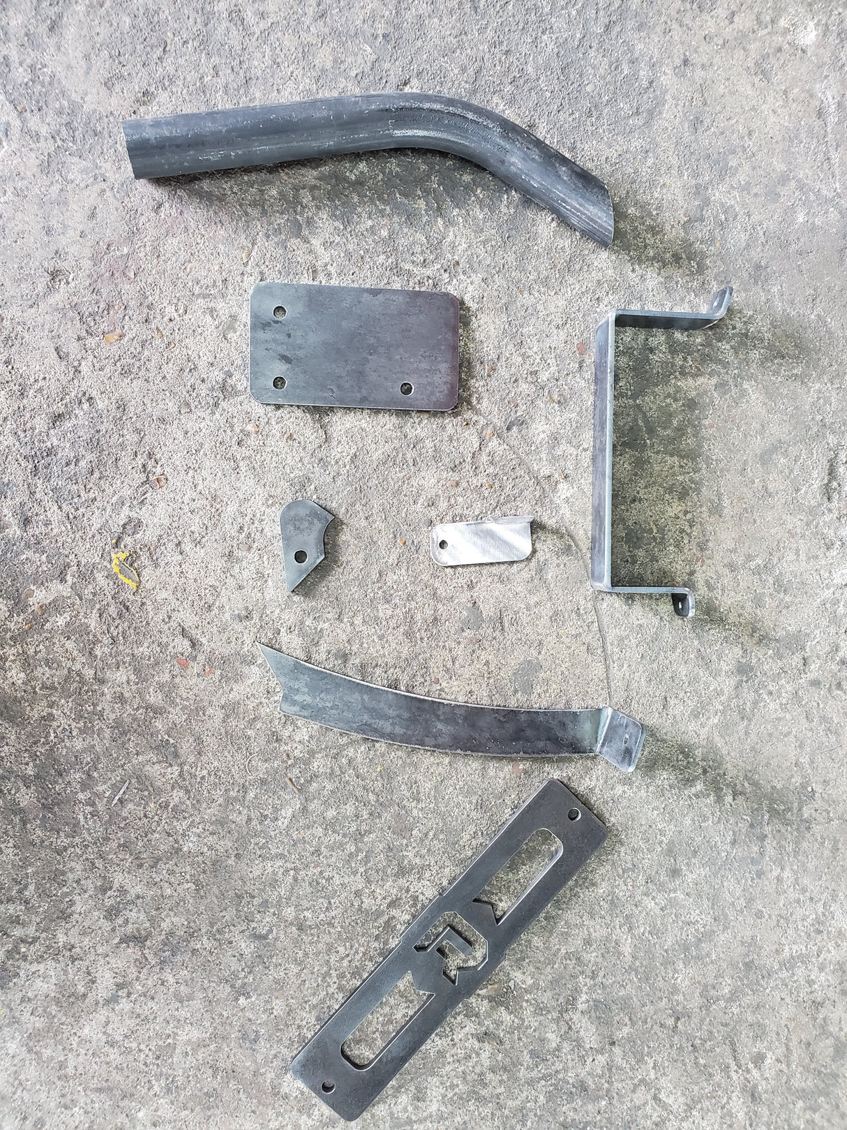 1999-2006 Silverado SierraSilverado Sierra Front Relocation Kit For Air Bagged & Extreme Dropped Trucks