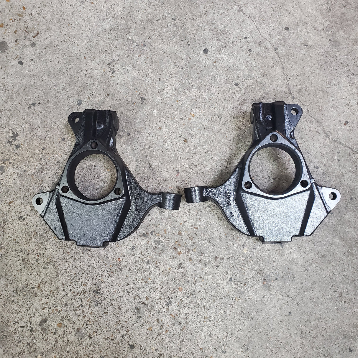 Tapered Spindles For Reklez Front Air Suspension Kit ( Sold As A Pair Gm Trucks Only)