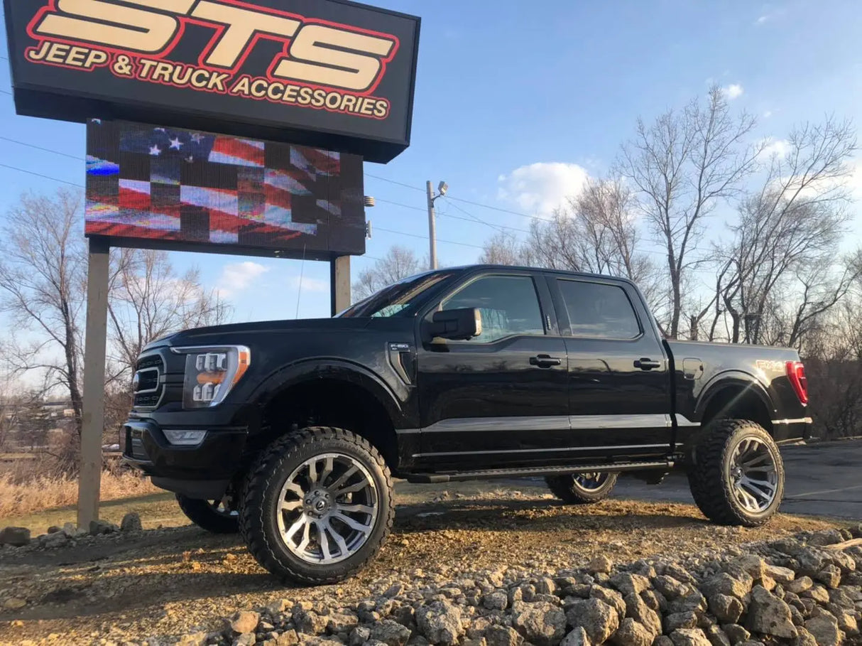 Rough Country 6 Inch Lift Kit Ford F-150 4WD 2021-2026