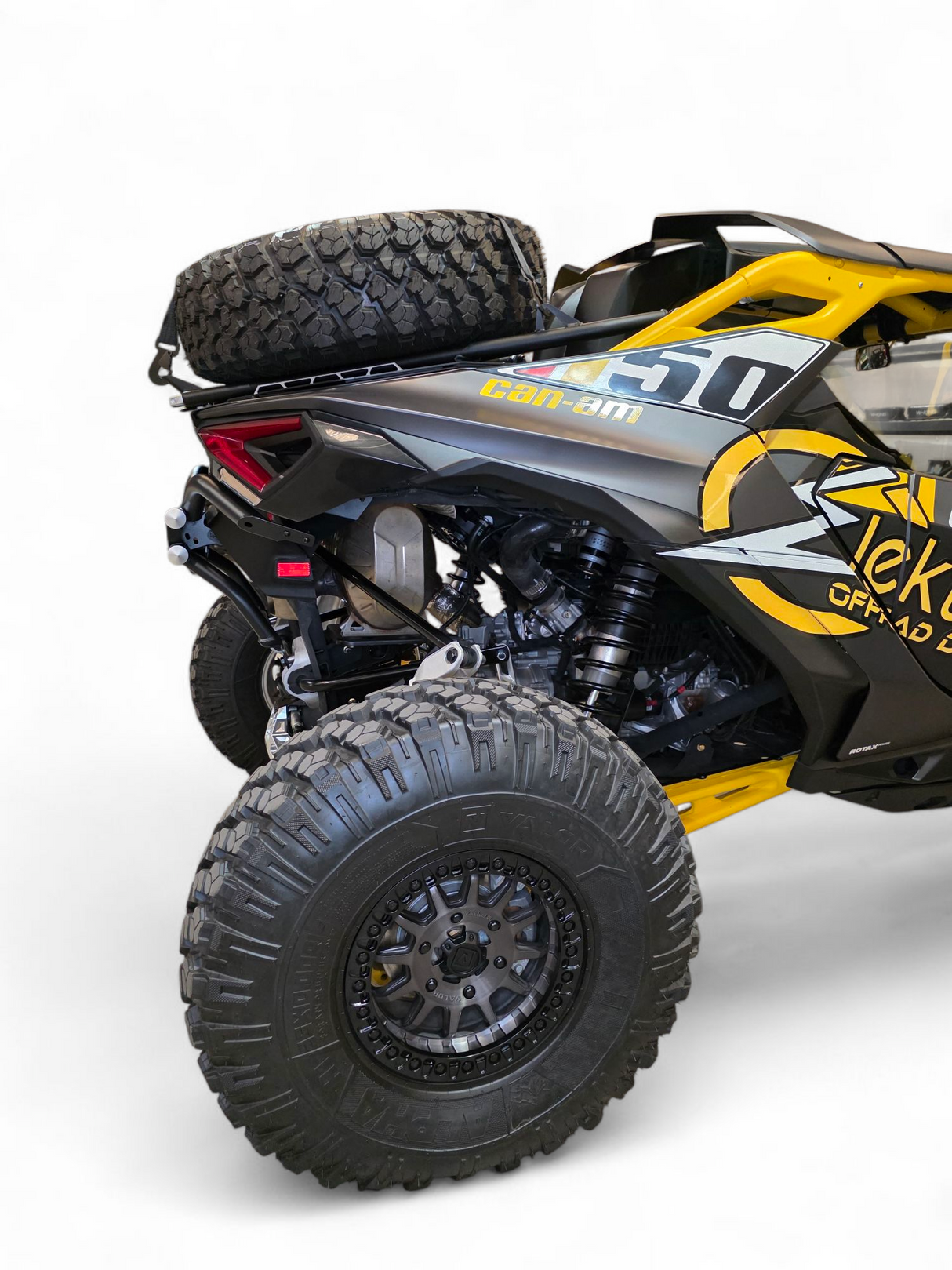 2024+ Can Am Maverick R Amp Rear Bumper www.elektricoffroad.com