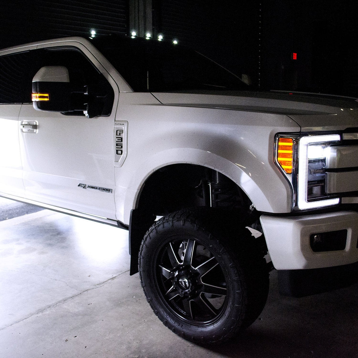 Ford Super Duty 17-22 Single 1-Piece Cab Roof Light 2-Way Front & Rear Facing Ultra High-Power LEDs (Replaces Factory/OEM Cab Roof Lights Only) - Multiple Options