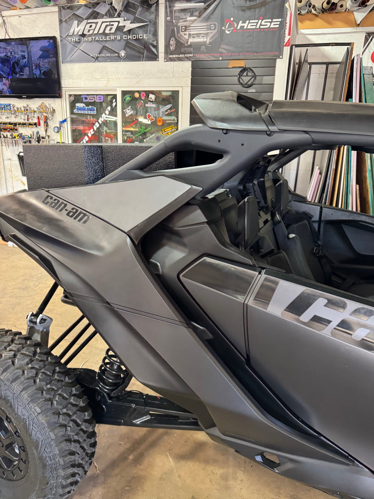 MAV R ROOF PAN