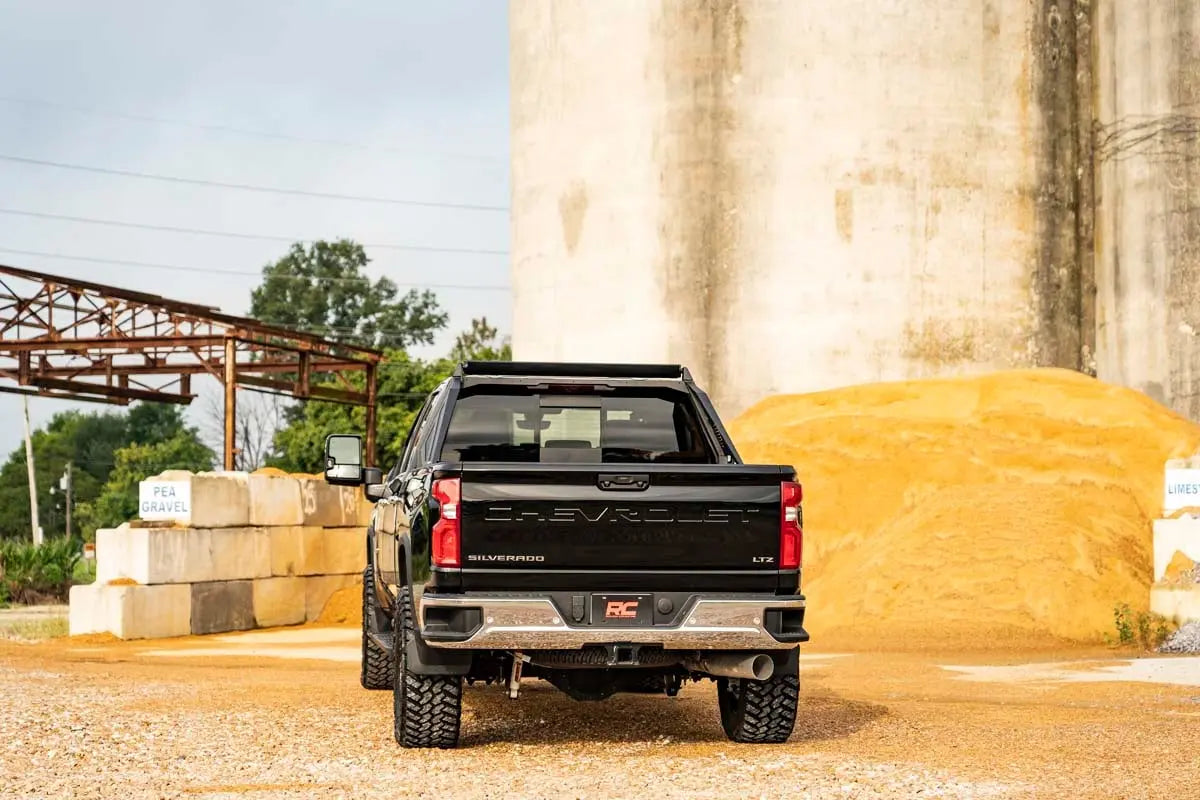 Rough Country 1.5-2 Inch Leveling Kit Chevy/GMC 2500HD/3500HD 2020-2026 9594-config