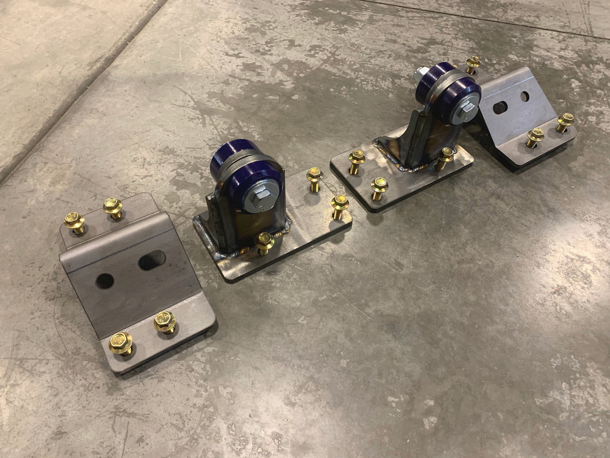 Carrick Customs Cummins Swap Motor Mounts 12v/24v/CR Cummins - 1999-2007 Ford F250/F350 Carrick Customs