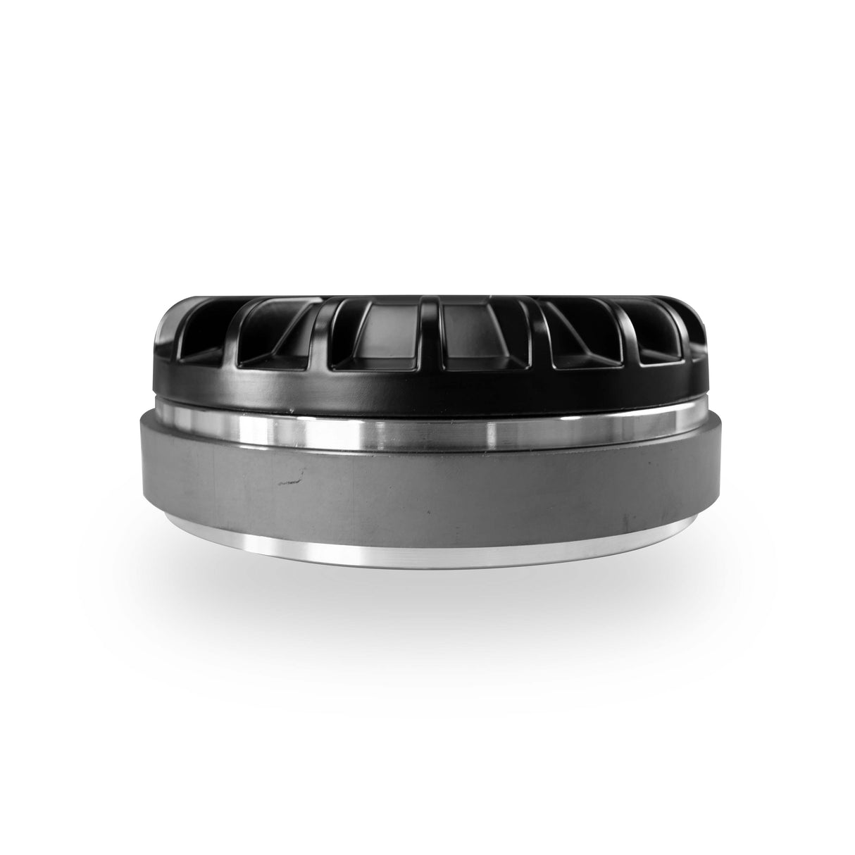 DR95TC | 1650W MAX | 8ohm Comando Audio