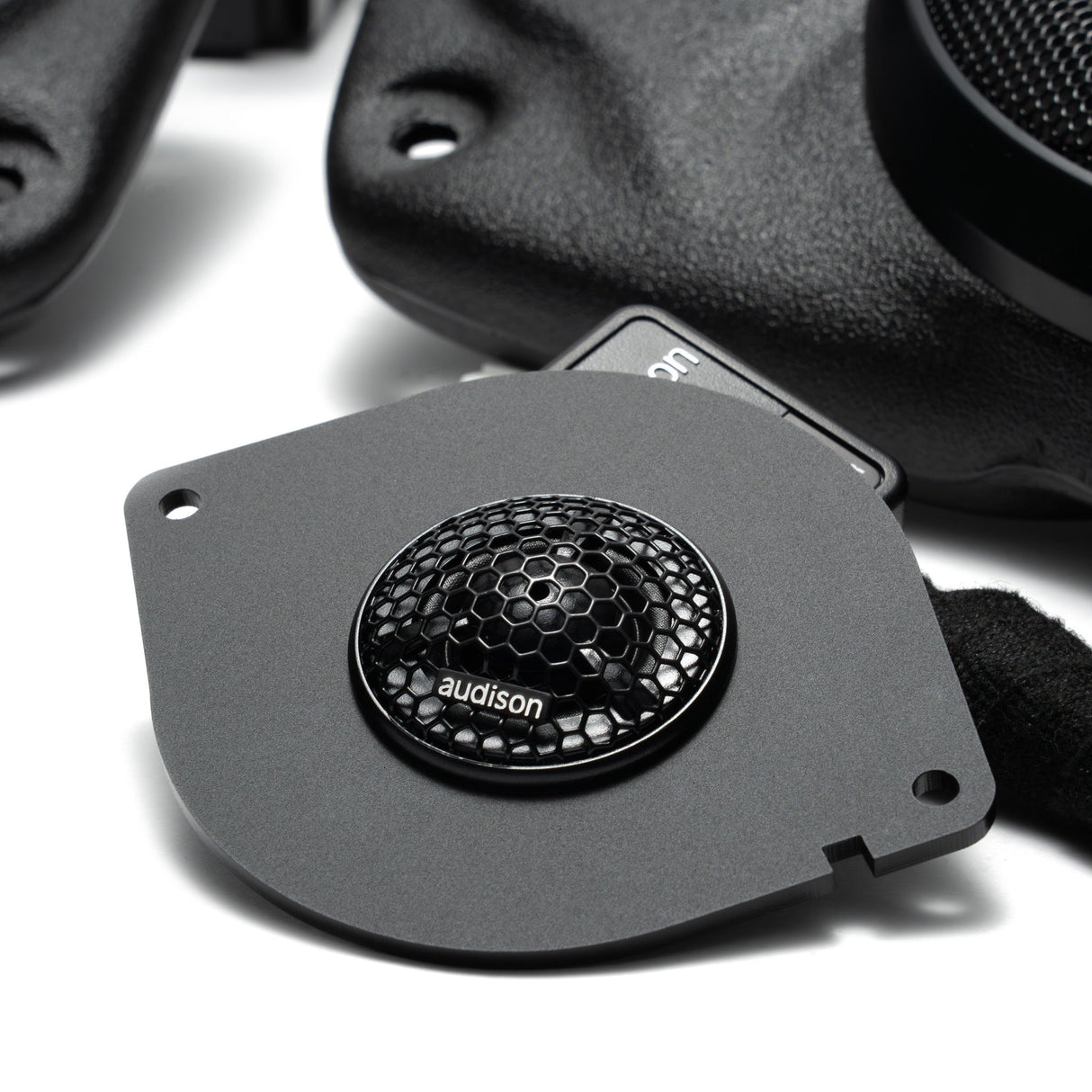 Hertz-Audison Prima Plug & Play (5-Channel) Full System Bundle Upgrade | '18 - '23 JL Wrangler/ '18 - '23 JT Gladiator