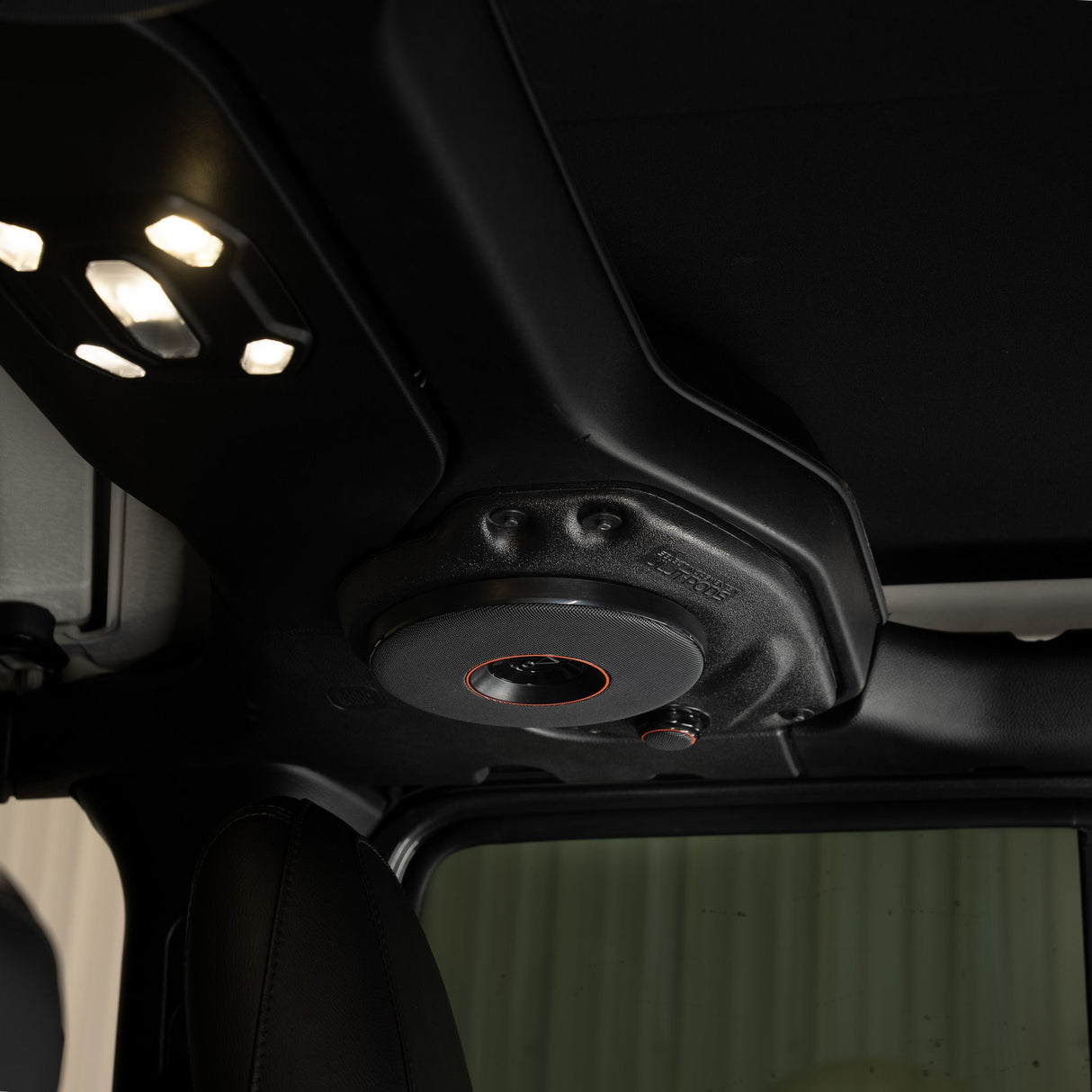 JBL Plug and Play Full Club Speaker, Dual Amplifier, Subwoofer Bundle | '18-'23 JLU Wrangler/ '20- '23 JT Gladiator
