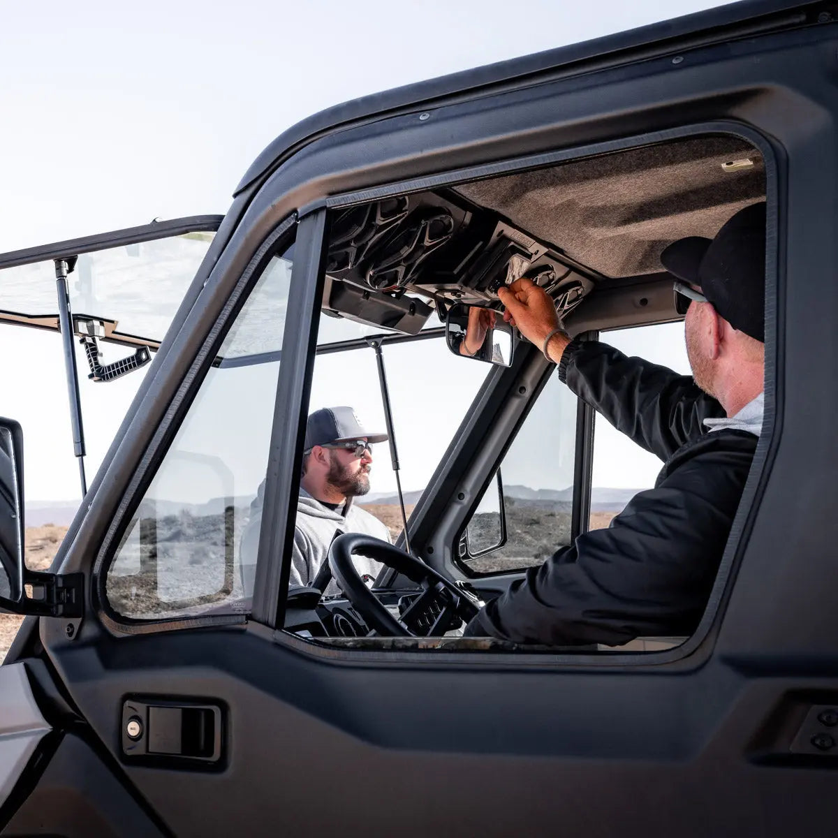 CanAm Defender | 2018-2026 HD10 & 2026 HD11 | 4-Speaker Overhead Sound Bar w/Kenwood Bluetooth and Kicker KM Speakers SSV Works