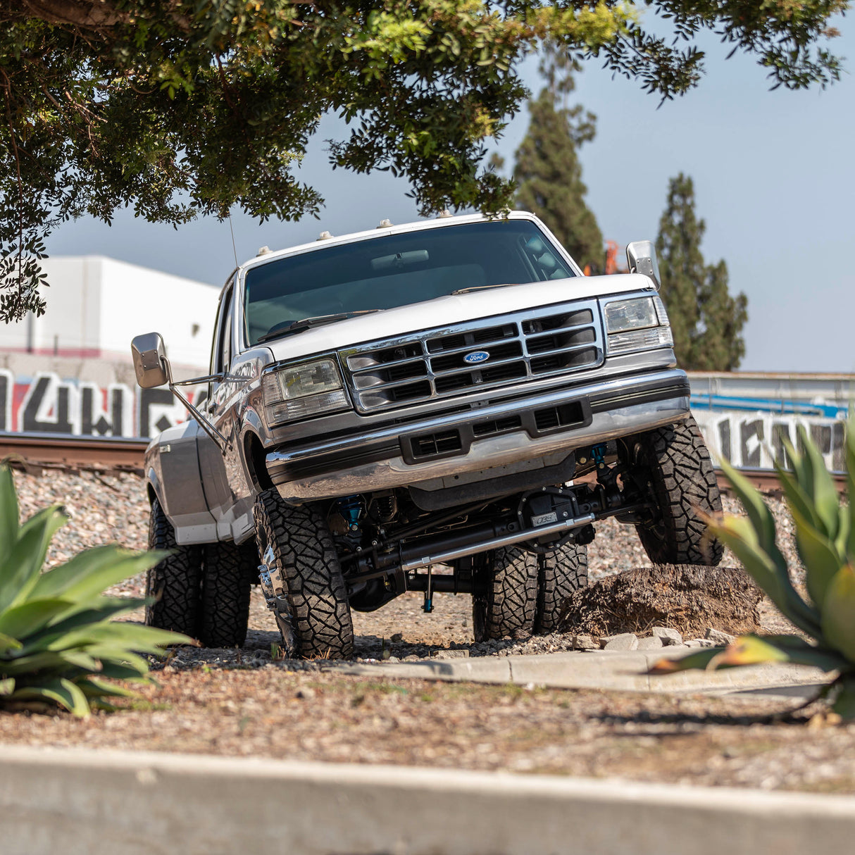 F-Series "DAILY DRIVER" "Super Duty" Conversion Kit (BOLT ON) Front Only Desolate Motorsports