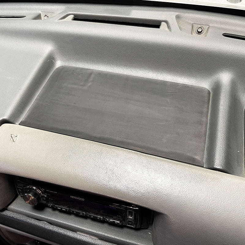 Non-Slip Dash Mat - 1992-1997 Ford F-Series/Bronco Solo Motorsports