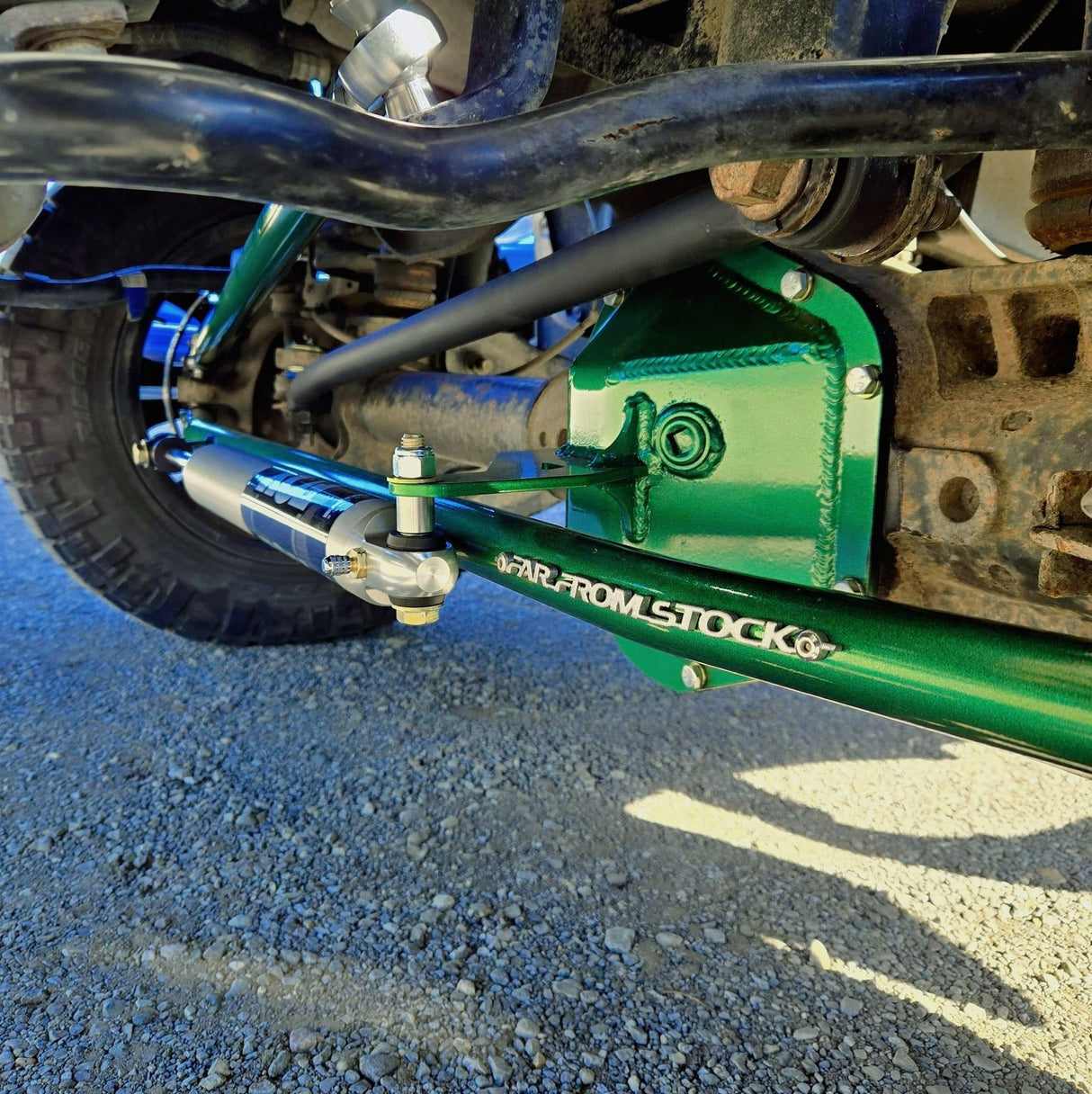 05-16 Ford Super Duty Steering Kit Far From Stock