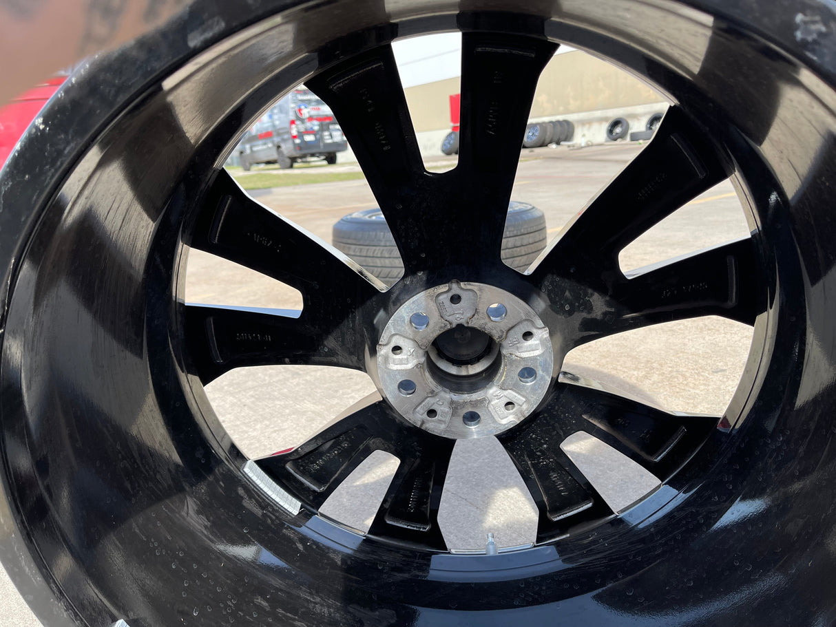 23" BMW X7M X5 X6 X7 OEM Series 86675 wheels rims 2022 2023 2024 2025 2026 Texas Truck Tire