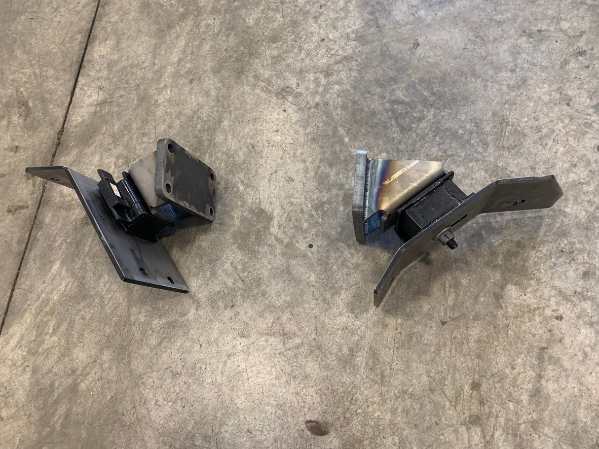 Carrick Customs Cummins Swap Motor Mounts 1st Gen Style 12v/24v/CR Cummins - 1980-1997 Ford F-Series Carrick Customs