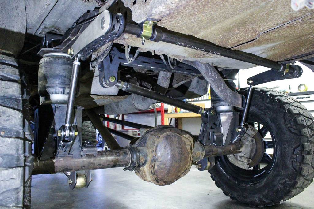 FORD OBS 4"-8" REAR AIR RIDE KIT (05+ SUPERDUTY SWAP)