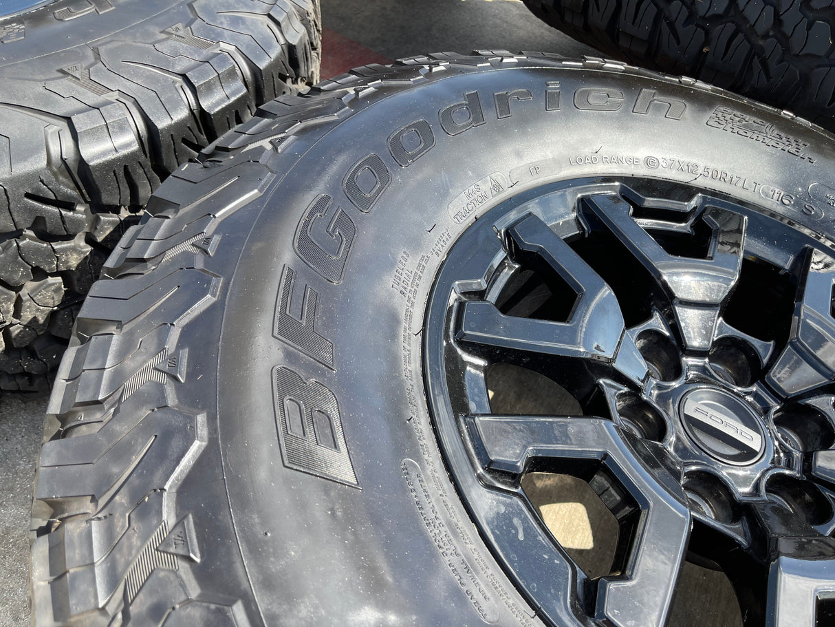 17" Ford F-150 Raptor Bronco OEM rims wheels 10461 tires 37" BFG Texas Truck Tire