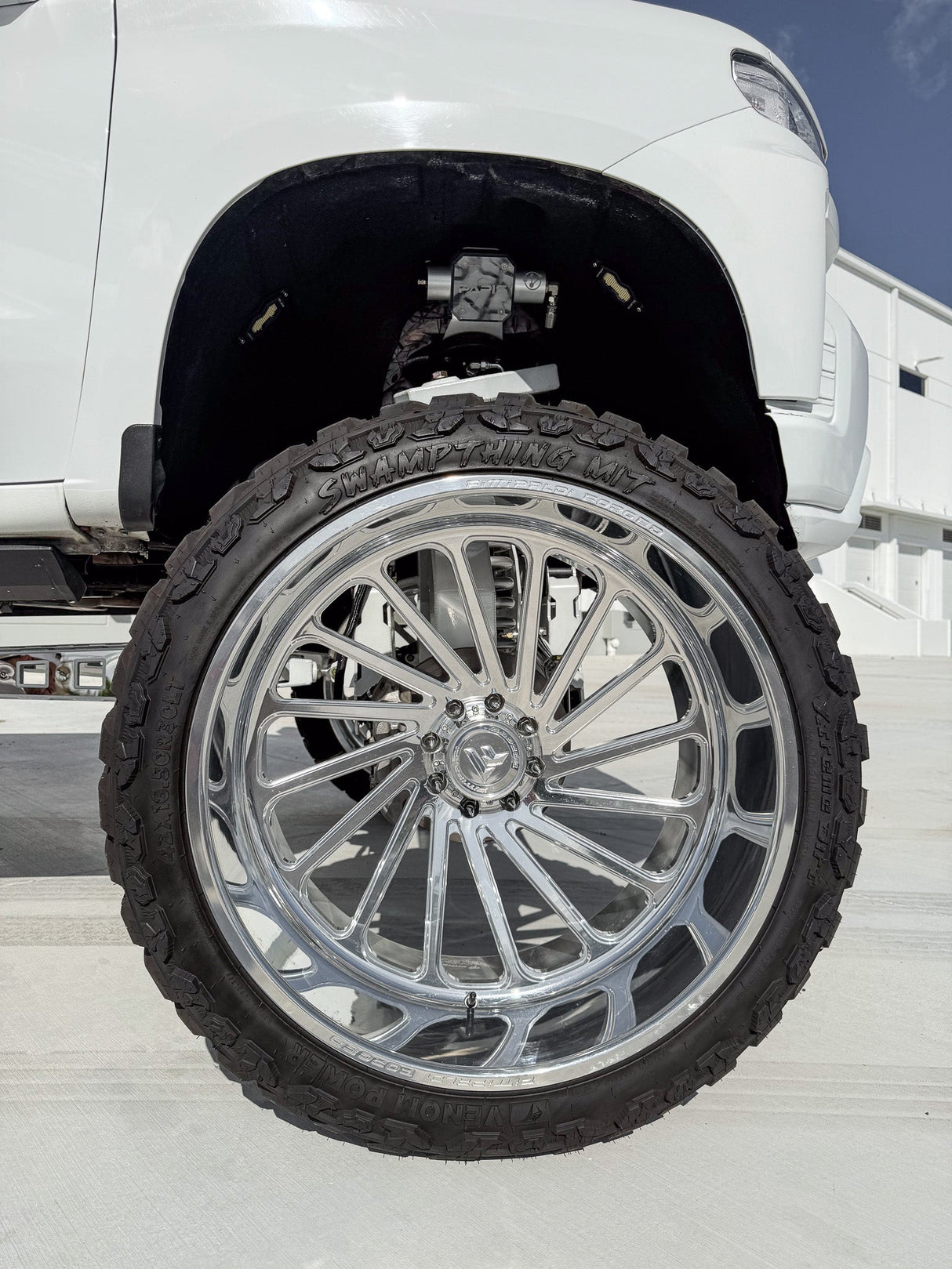 2021 Chevy 1500 14 Inch Lift Papis