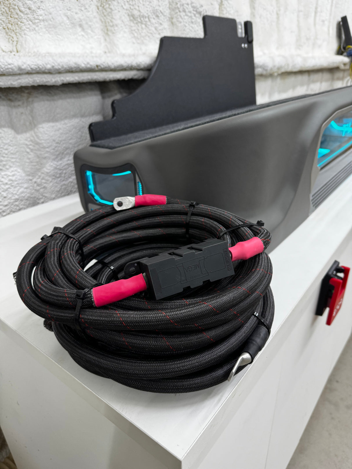 REDO Stage 5 Platinum Plus 2 Wāvtech Thin Pro 12's Subwoofer Package