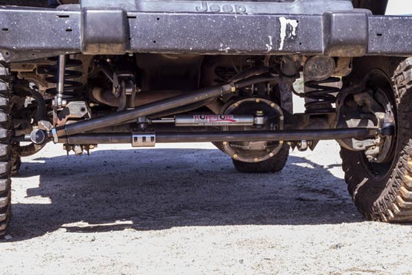 Jeep XJ, TJ, LJ, ZJ & MJ Y Link 1 Ton Steering Kit Far From Stock Ruffstuff