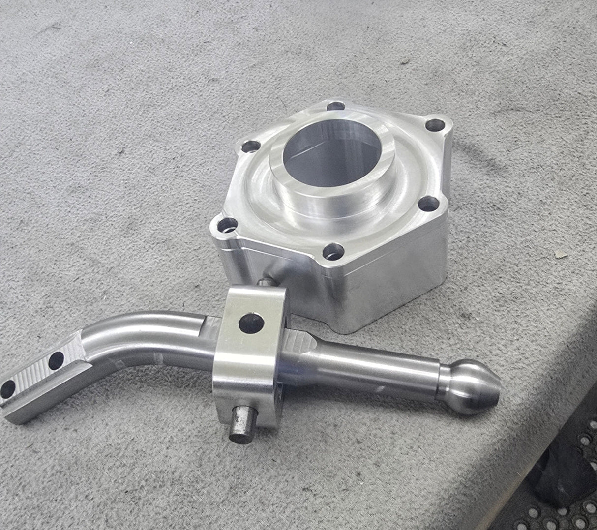 Diesels and Dirtbags ZF6 Short Throw Shifter & Tower Kit - 1999-2003 Ford F-Series Diesels and Dirtbags