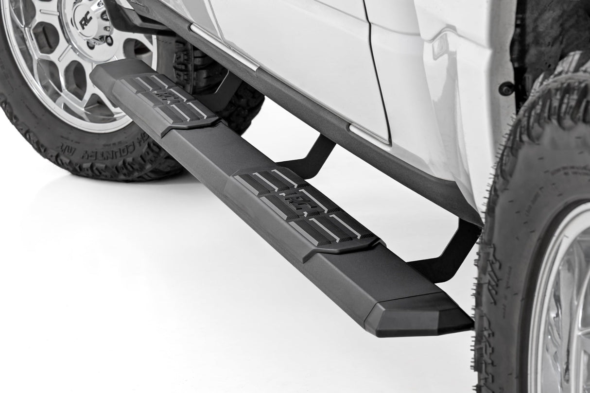 Rough Country TR2 Aluminum Running Boards for Ram 1500 Crew Cab