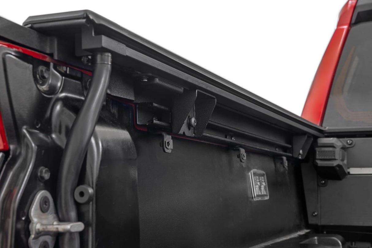 Rough Country Powered Retractable Bed Cover 5' Bed Toyota Tacoma