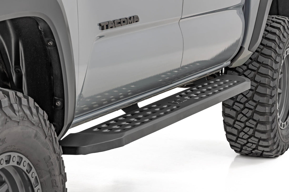 Rough Country RPT2 Running Boards for 2016-2023 Toyota Tacoma