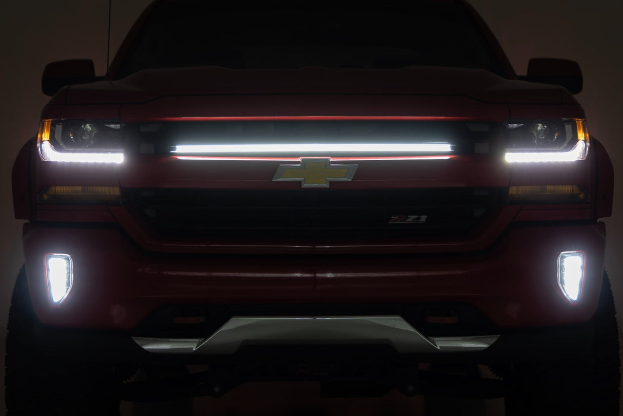 Rough Country 30-inch DRL Grille Mount LED Light Kit for Chevy Silverado 1500 (16-18)