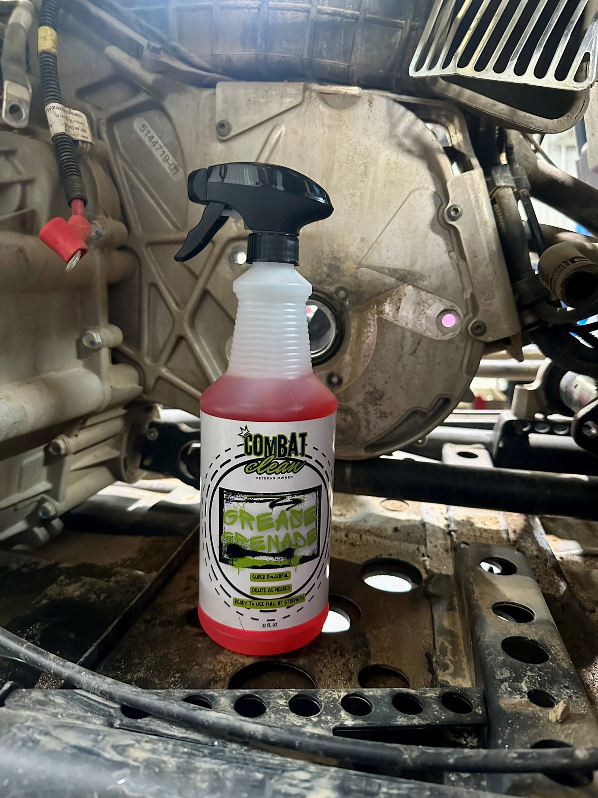 Grease Grenade (Cleanser / Degreaser) Combat Clean