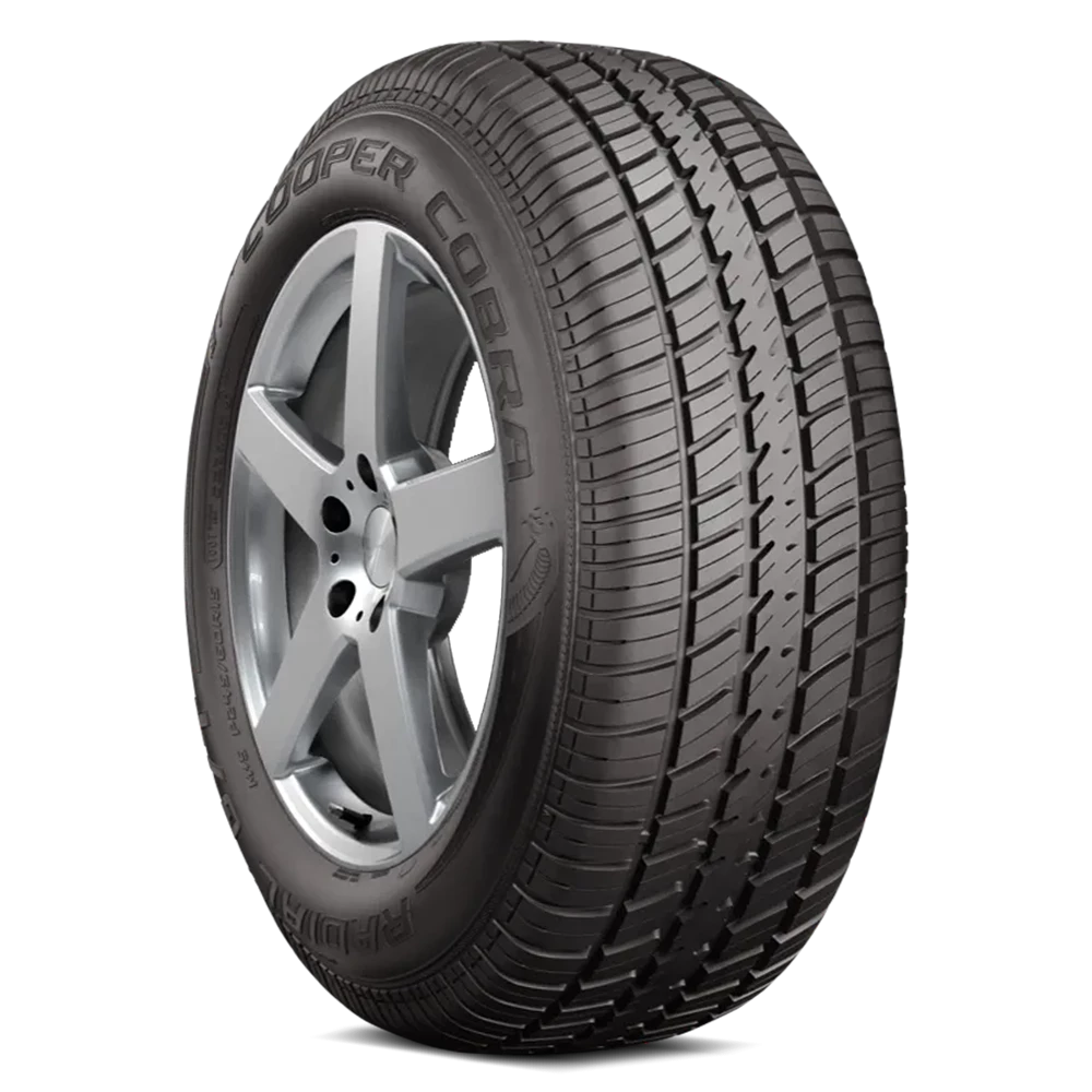 Cooper Cobra Radial G/T P235/60R15 All-Season Tire
