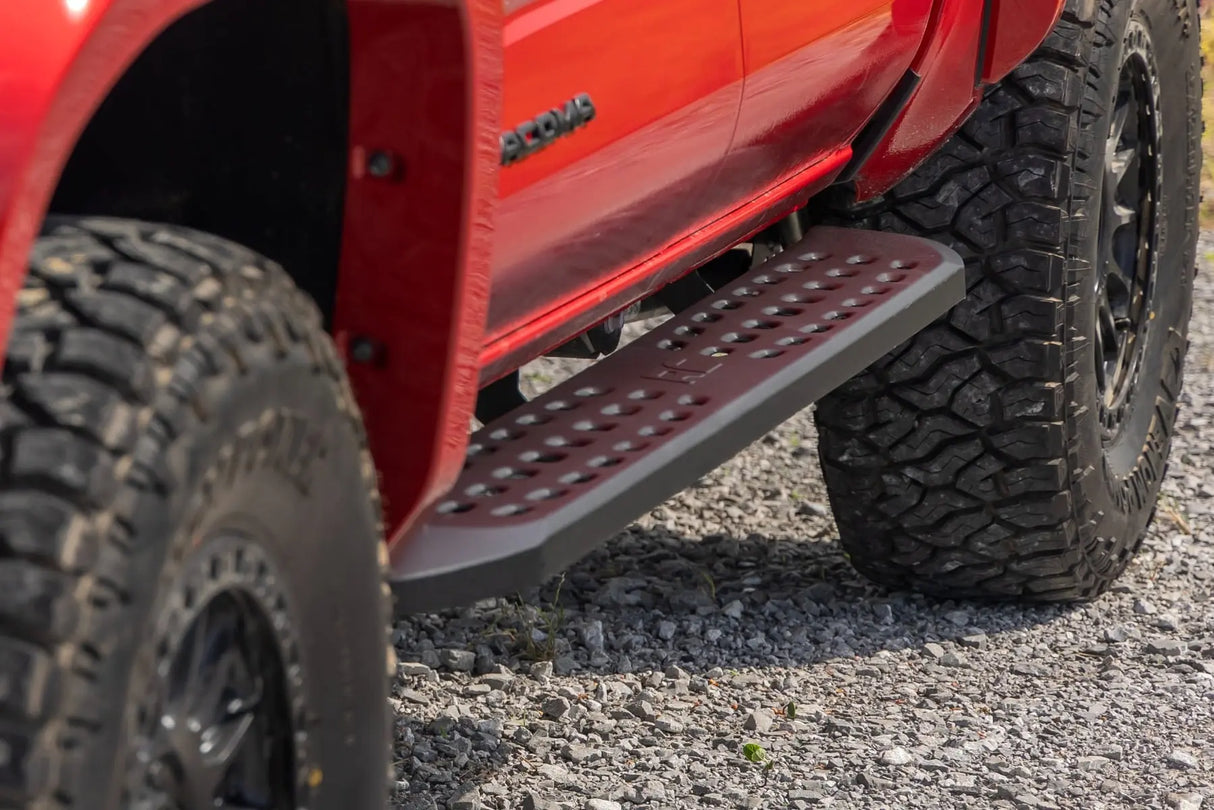 Rough Country RPT2 Running Boards Side Steps Double Cab Toyota Tacoma 2WD 4WD 2024-2026 44011