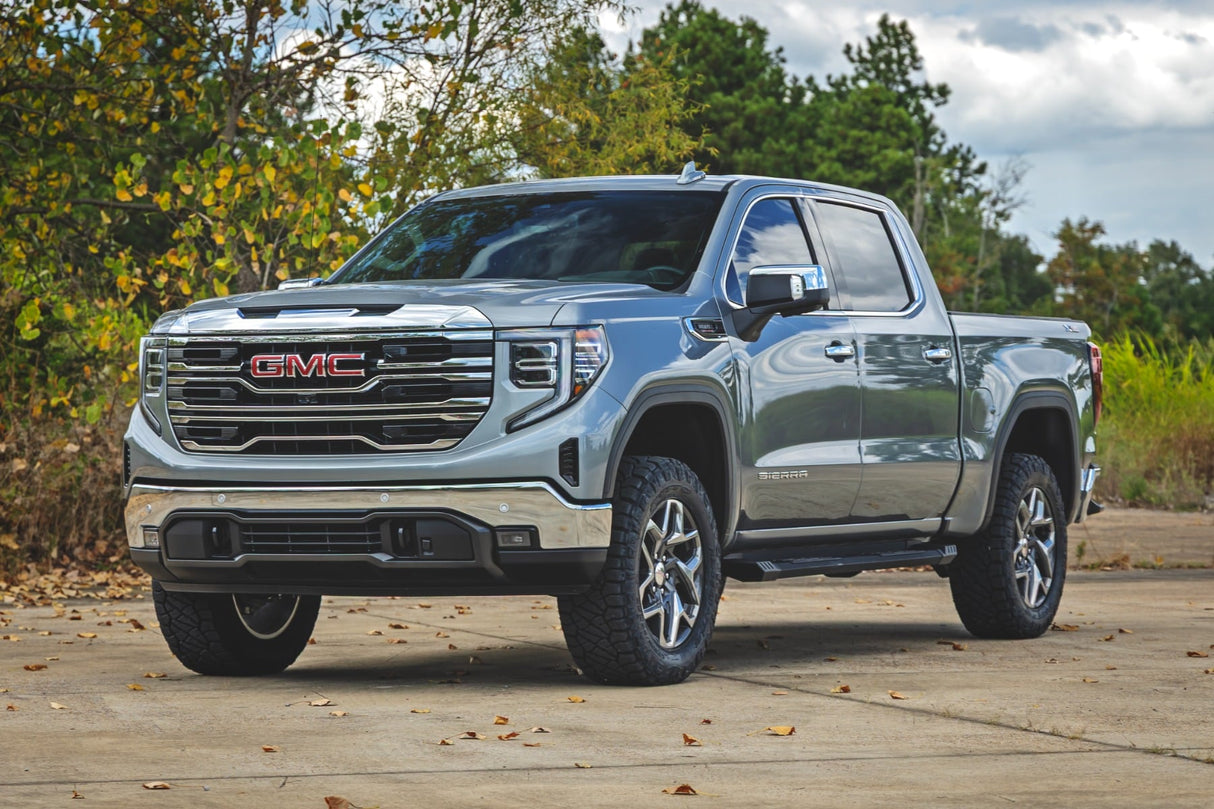 Rough Country 3.5 Inch Suspension Lift for GMC Sierra 1500