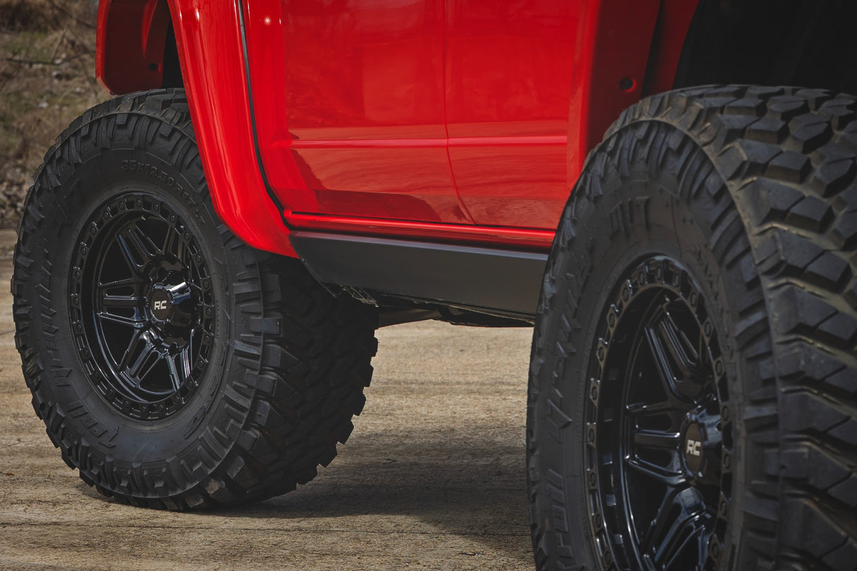 Rough Country HT-Series Power Running Boards 2021-2026 Ford Bronco 4WD