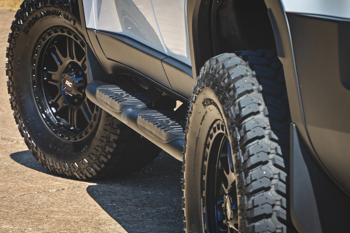 Rough Country Oval Nerf Steps for 2024-2026 Toyota Land Cruiser