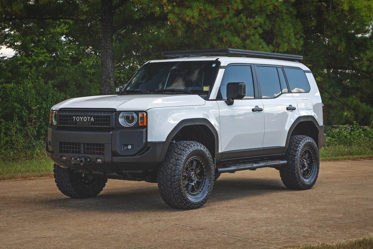 Rough Country Oval Nerf Steps for 2024-2026 Toyota Land Cruiser