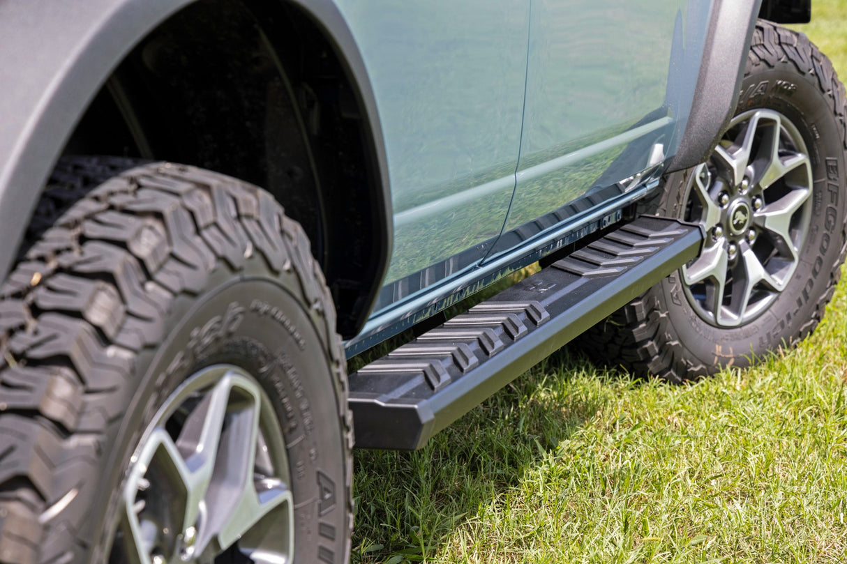 Rough Country BA2 Running Boards Side Step Bars 4-Door Ford Bronco 4WD 2021-2026 41007A