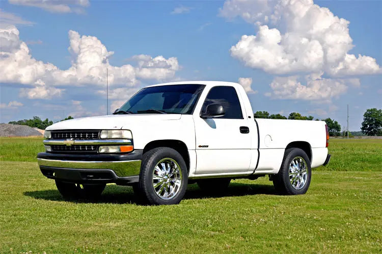 Rough Country 1.5 Inch Leveling Kit Chevy/GMC Sierra 1500/Silverado 1500 2WD 1999-2006 & Classic 7599