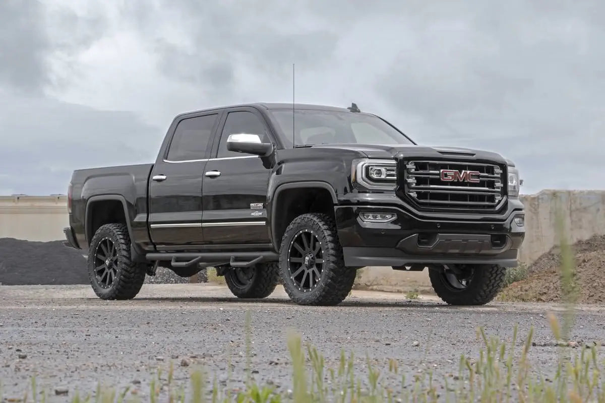 Rough Country 3.5 Inch Lift Kit Chevy/GMC 1500 4WD/AWD 2007-2016 19431A