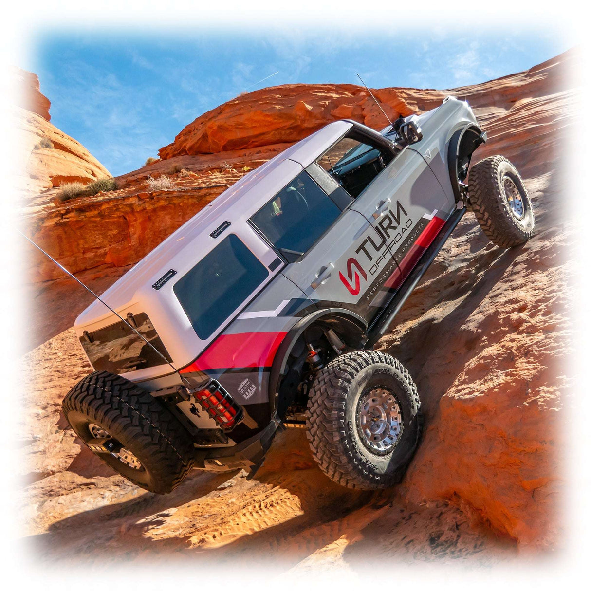 Hard Top for Ford Bronco 4-Door, White Gelcoat - 2021–2026 Ford Bronco 4-Door Turn Offroad