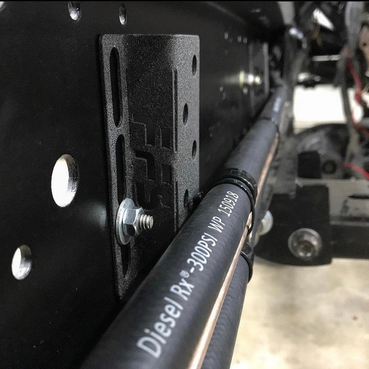 FFS FRAME LINE CLAMP (3) Far From Stock