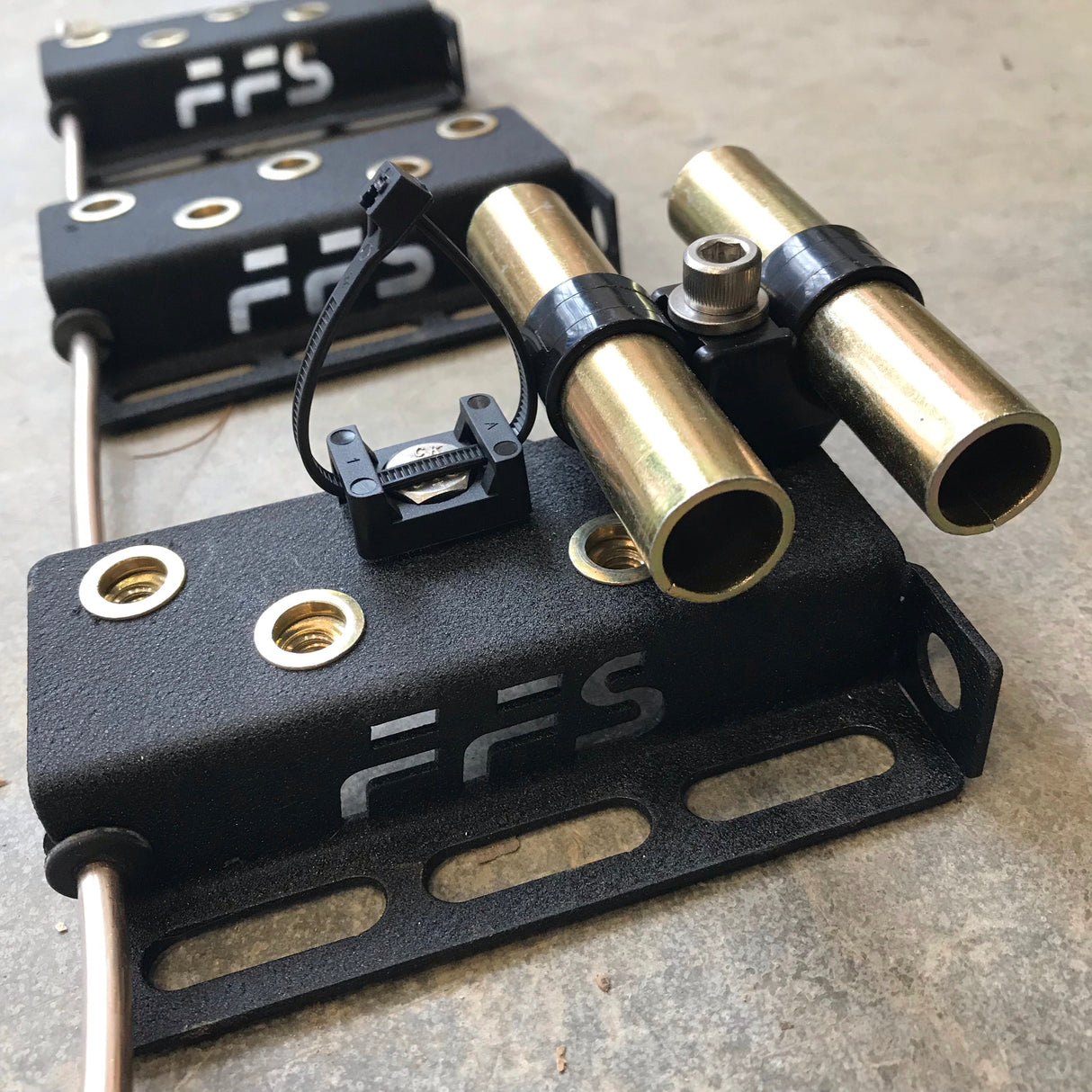 FFS FRAME LINE CLAMP (3) Far From Stock