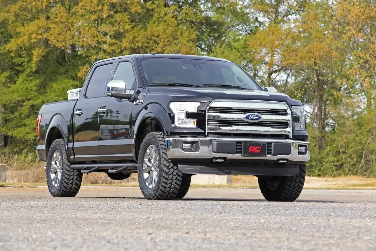 Rough Country 2 Inch Leveling Kit Ford F-150 4WD 2014-2026 & Raptor 2019-2020 569