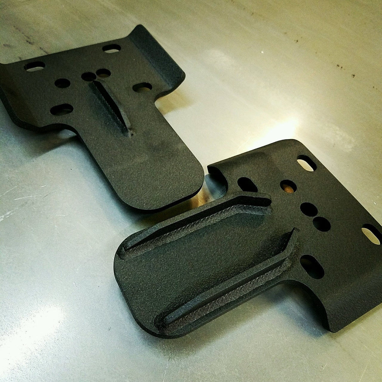 ADJUSTABLE ALIGNMENT PIN UBOLT TOP PLATES PMF Suspension