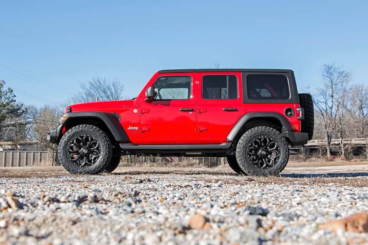 Rough Country 2.5 Inch Lift Kit Jeep Wrangler Unlimited JL 4WD 2018-2023 67731-config