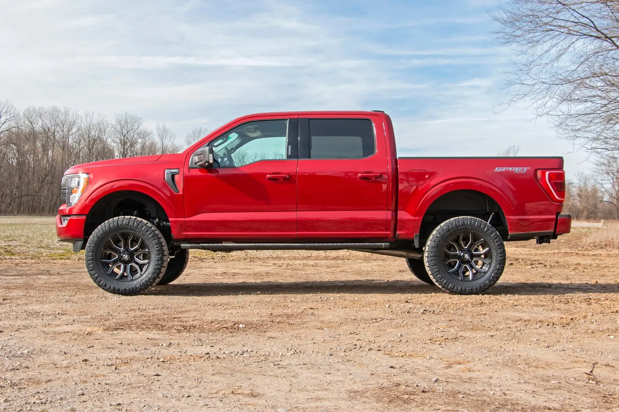 Rough Country 6 Inch Lift Kit Ford F-150 4WD 2021-2026 587-config