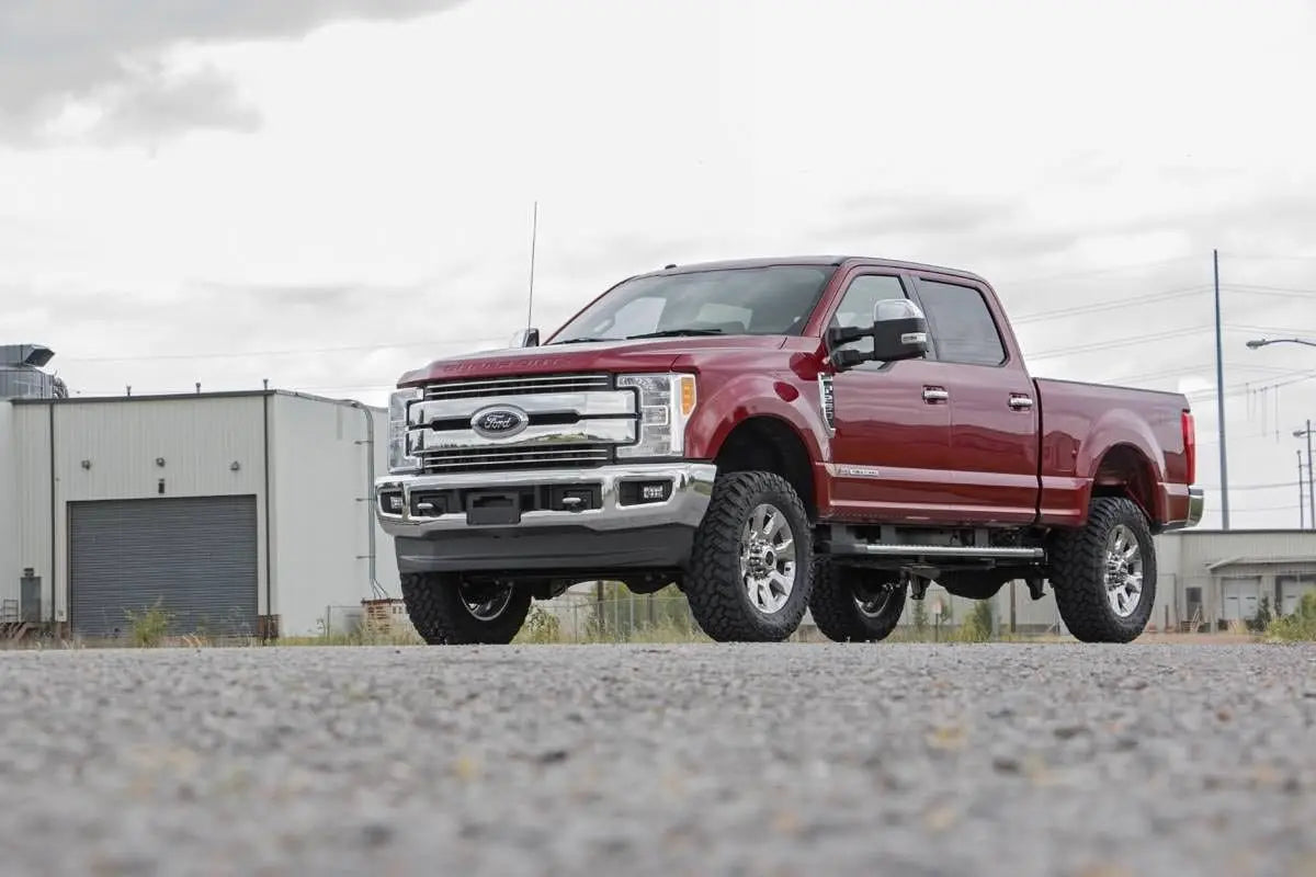 Rough Country 3 Inch Suspension Lift Kit Ford F-250 Super Duty 4WD 2017-2022 50220-config