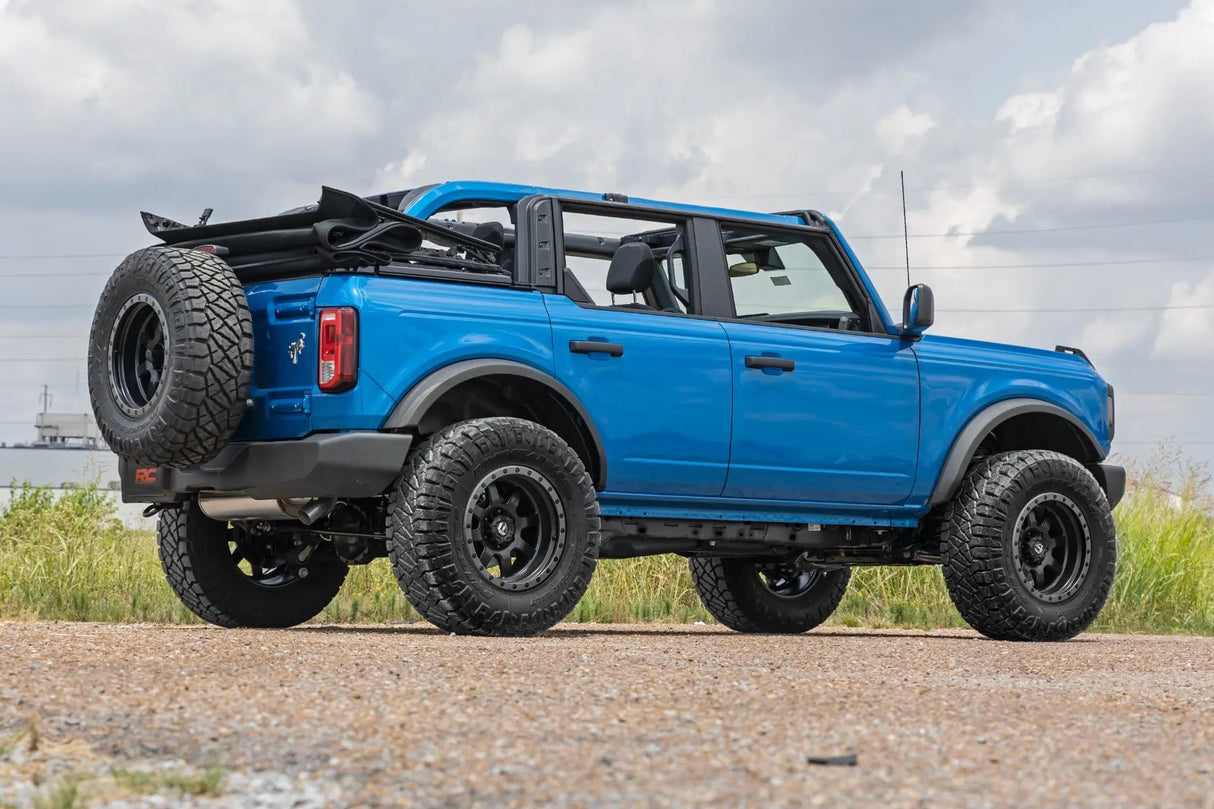Rough Country 2 Inch Lift Kit Ford Bronco 4WD 2021-2026 40400