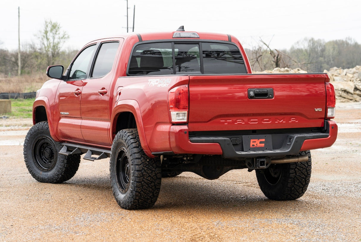 Rough Country 3.5 Inch Lift Kit Toyota Tacoma 2WD/4WD 2005-2023 74232