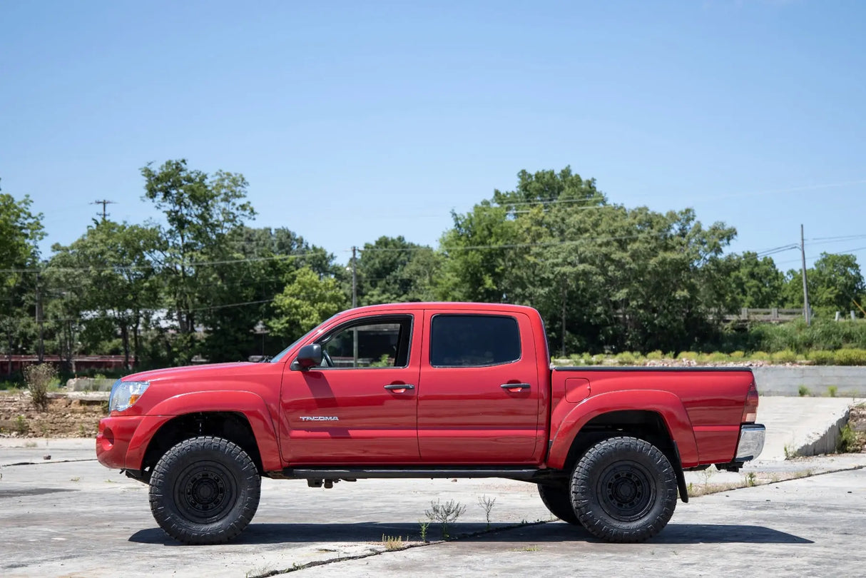 Rough Country 3.5 Inch Lift Kit Toyota Tacoma 2WD/4WD 2005-2023 74232