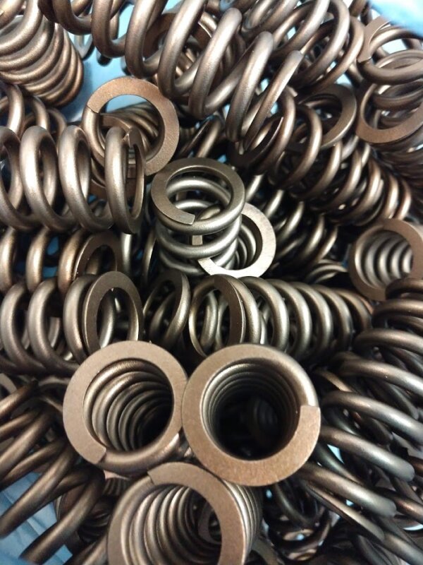 2003-2010 Powerstroke 6.0L/6.4L Manton Straight Valve Springs Valve Springs (D-105-6.0/6.4)