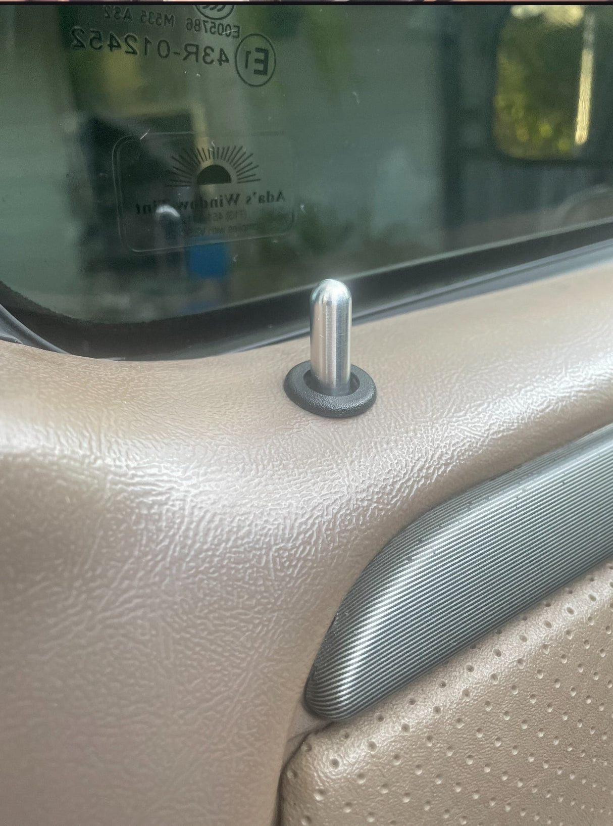 Diesels and Dirtbags Door Locks Knobs - 1980-1997 Ford F-Series & Bronco Diesels and Dirtbags